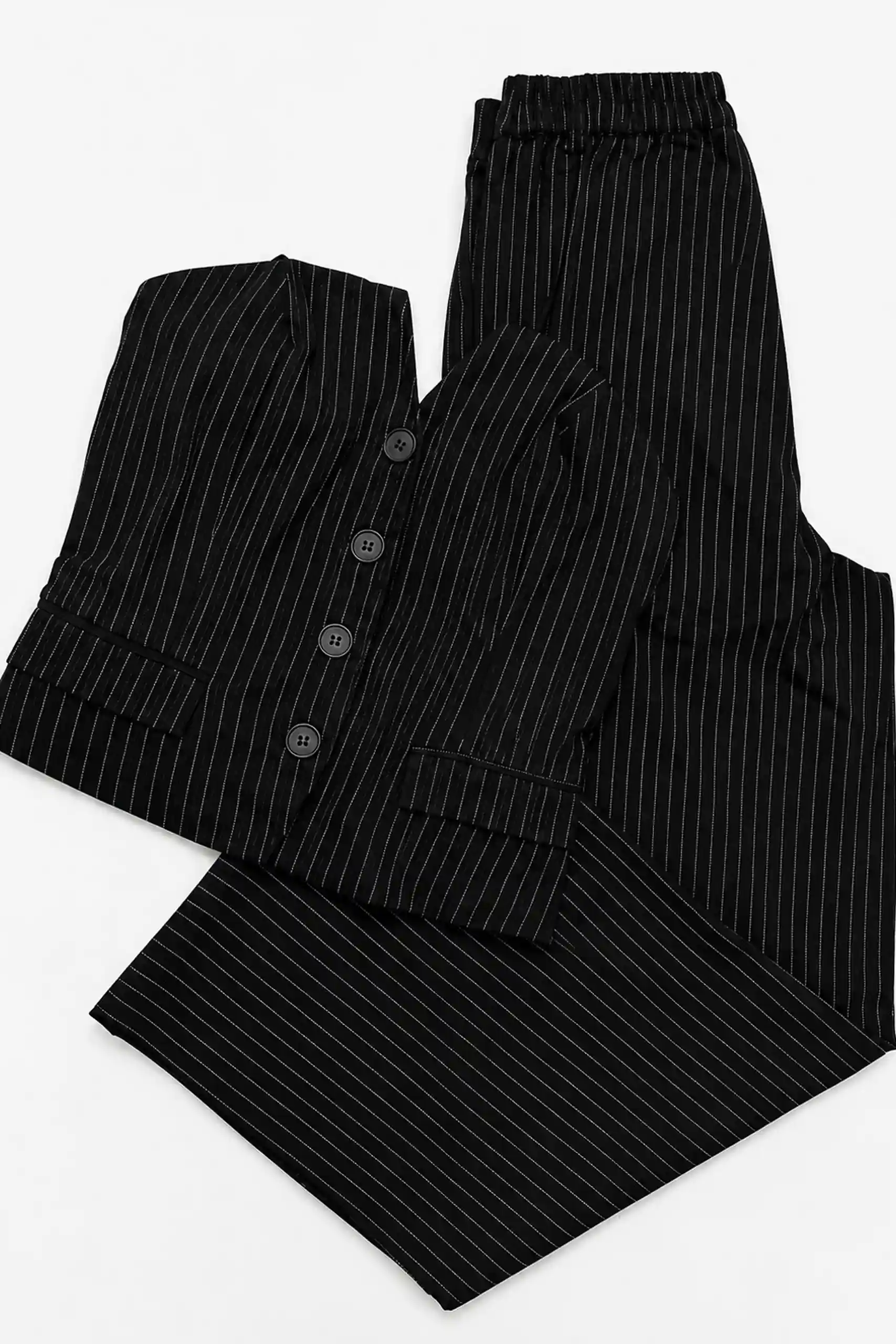 IA_only_outfit_ecommerce_web_1707x2560