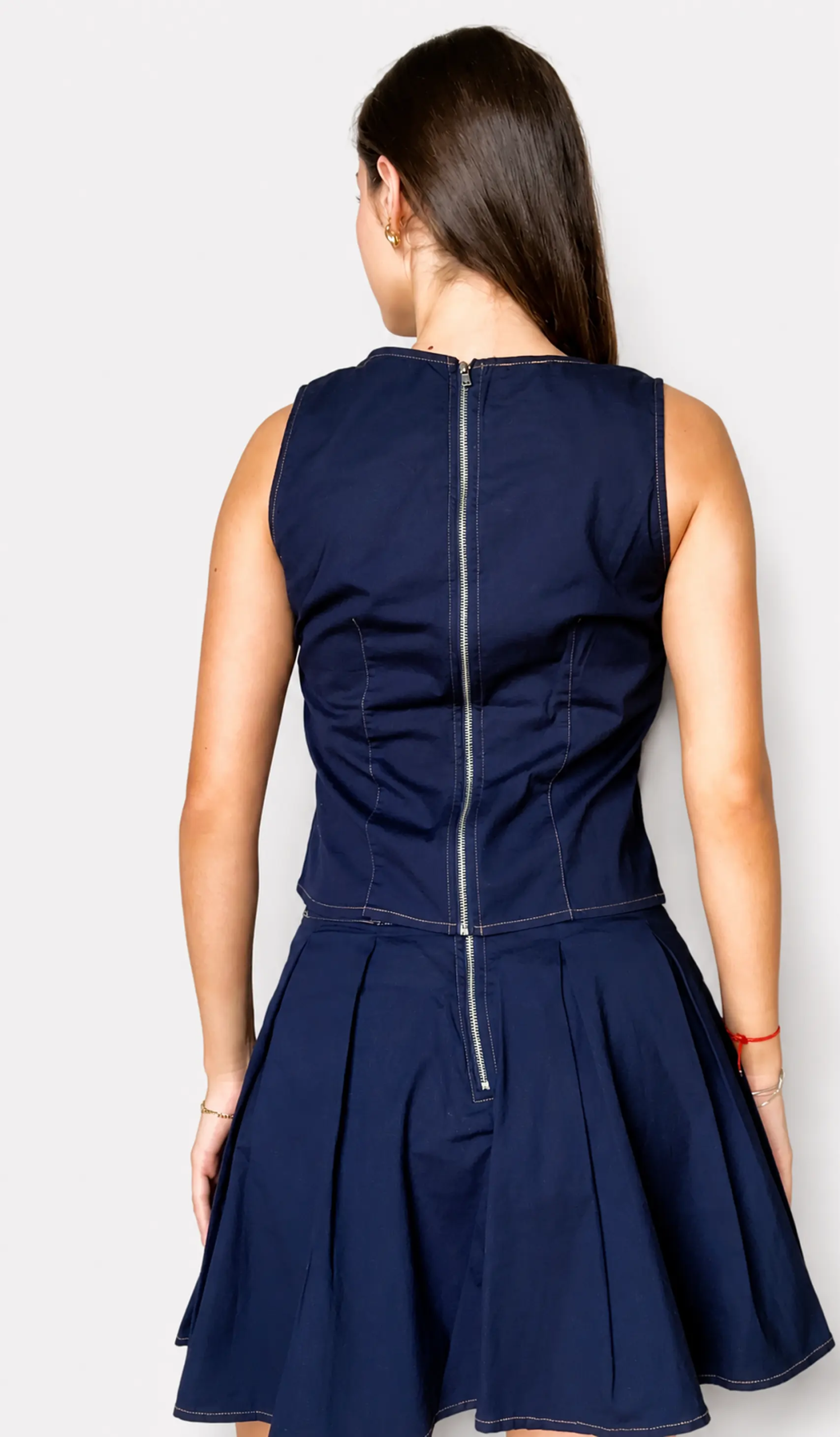moda_journey_navy_back_proportional