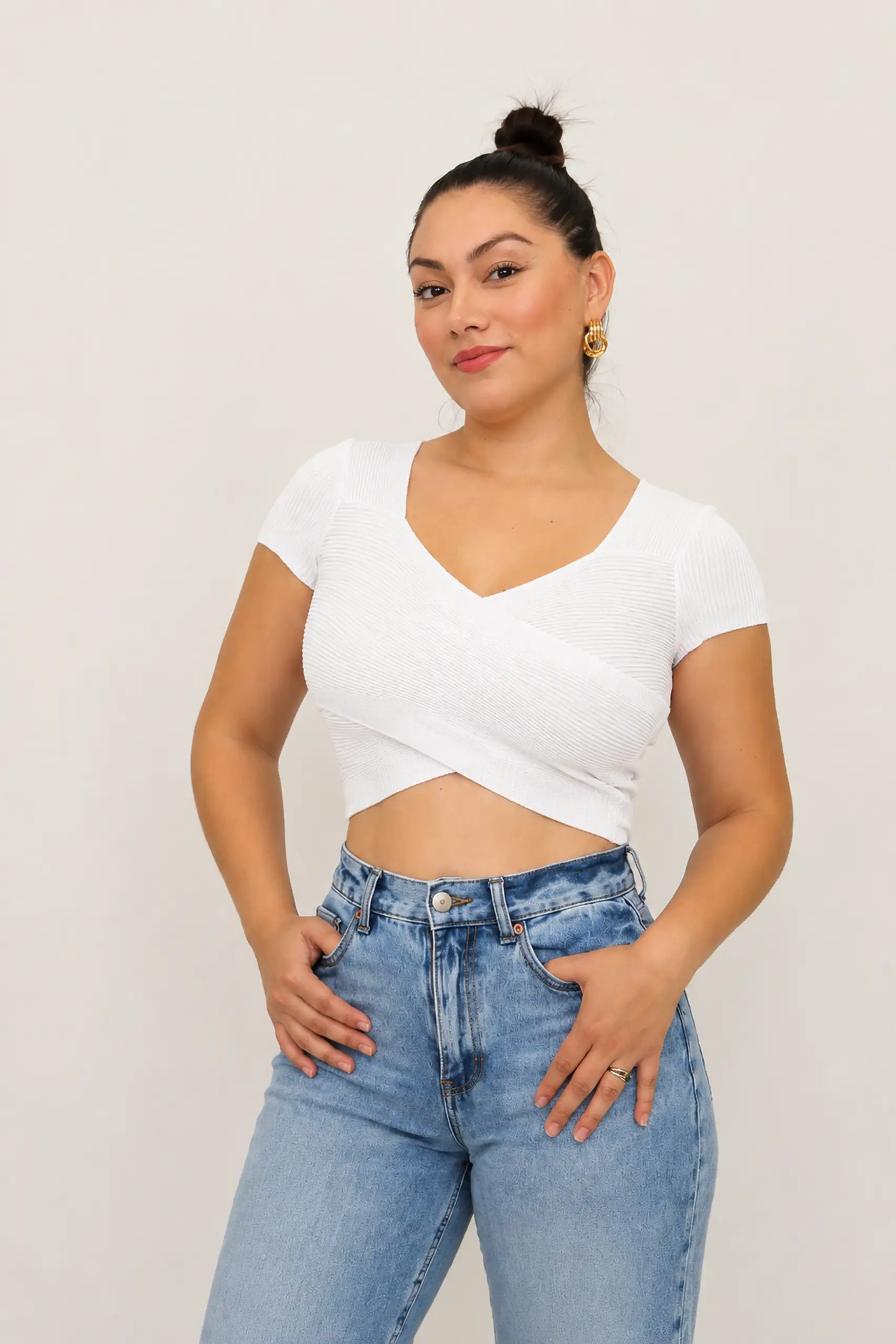 moda_journey_white_top_front_1707x2560